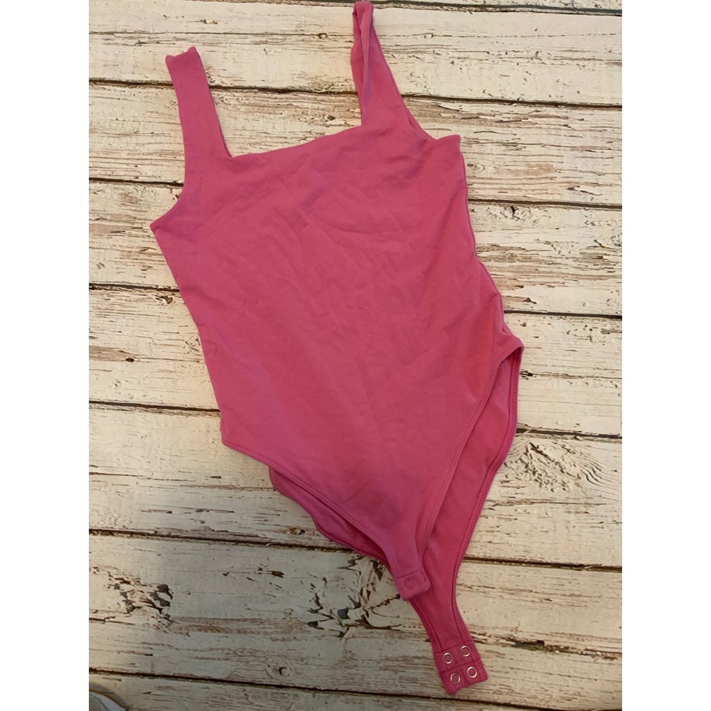 Old Navy Pink Sleeveless Square Neck Bodysuit XS Petite Tank Top Snap Closure